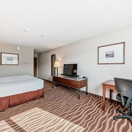 Invermere Inn & Suites Dış mekan fotoğraf