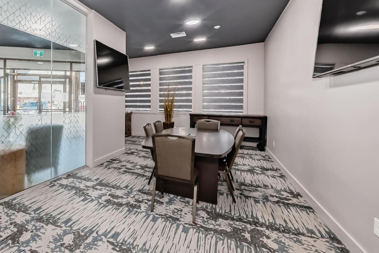 Invermere Inn & Suites Dış mekan fotoğraf